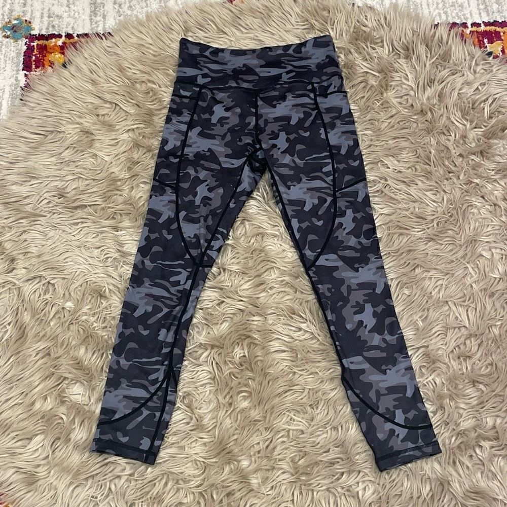 Zyia camouflage leggings size 2